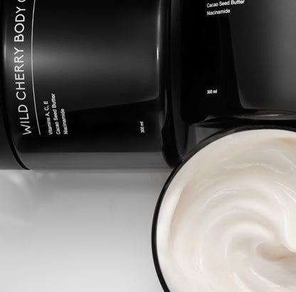 Лімітований подарунковий набір з ароматом WILD CHERRY