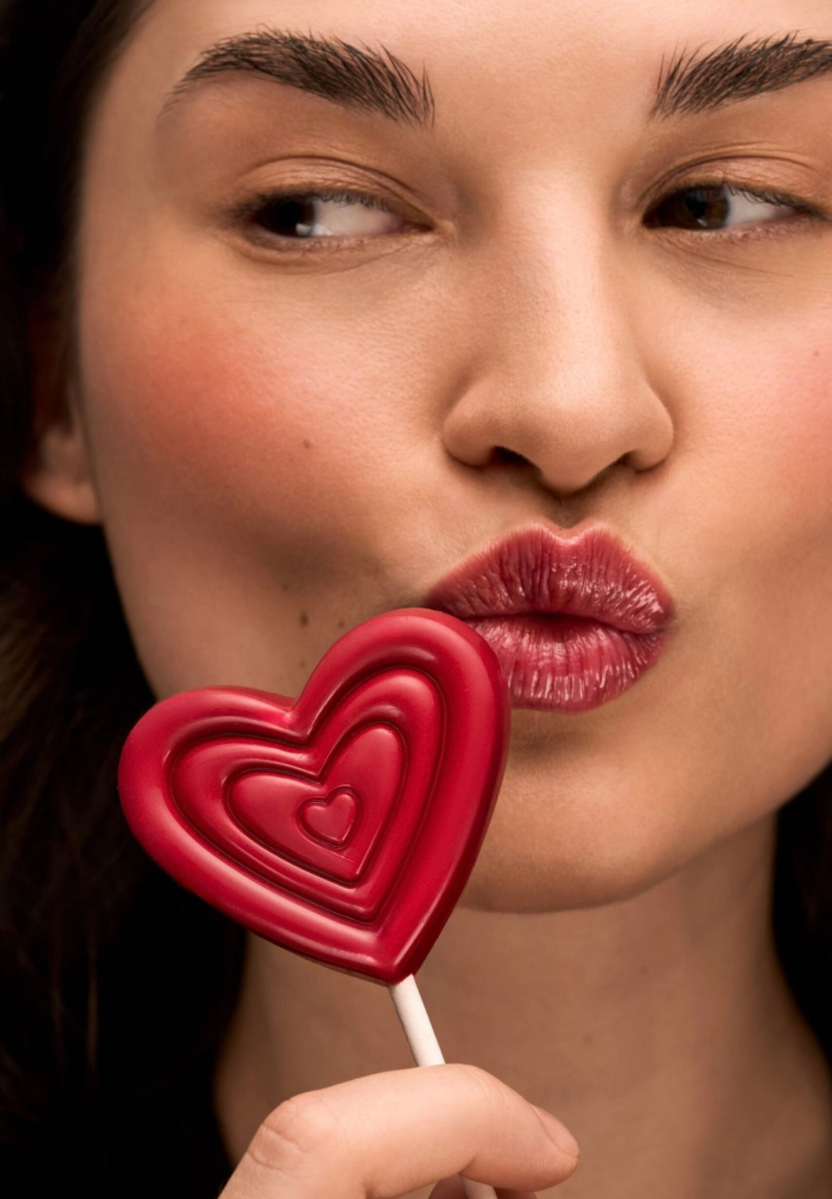 Lipper-блиск LIPSSxCHER`17 Lovely red
