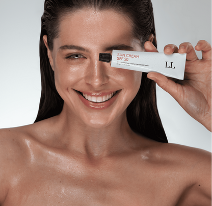 Сонцезахисний крем для обличчя SUN CREAM SPF 50
